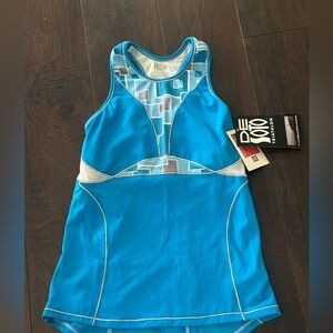 DESOTO Women's Blue Geometric Tank Top